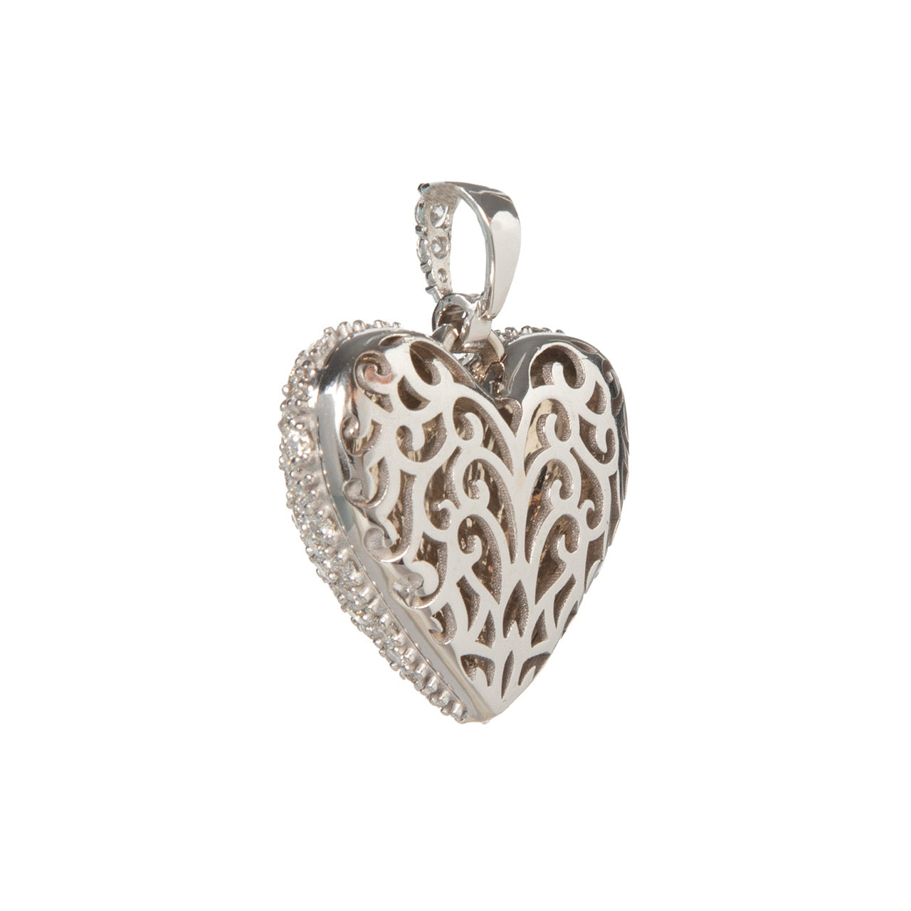 LOVE IN DIAMONDS PENDANT