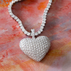 LOVE IN DIAMONDS PENDANT