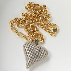 ﻿JUMBO HEART NECKLACE